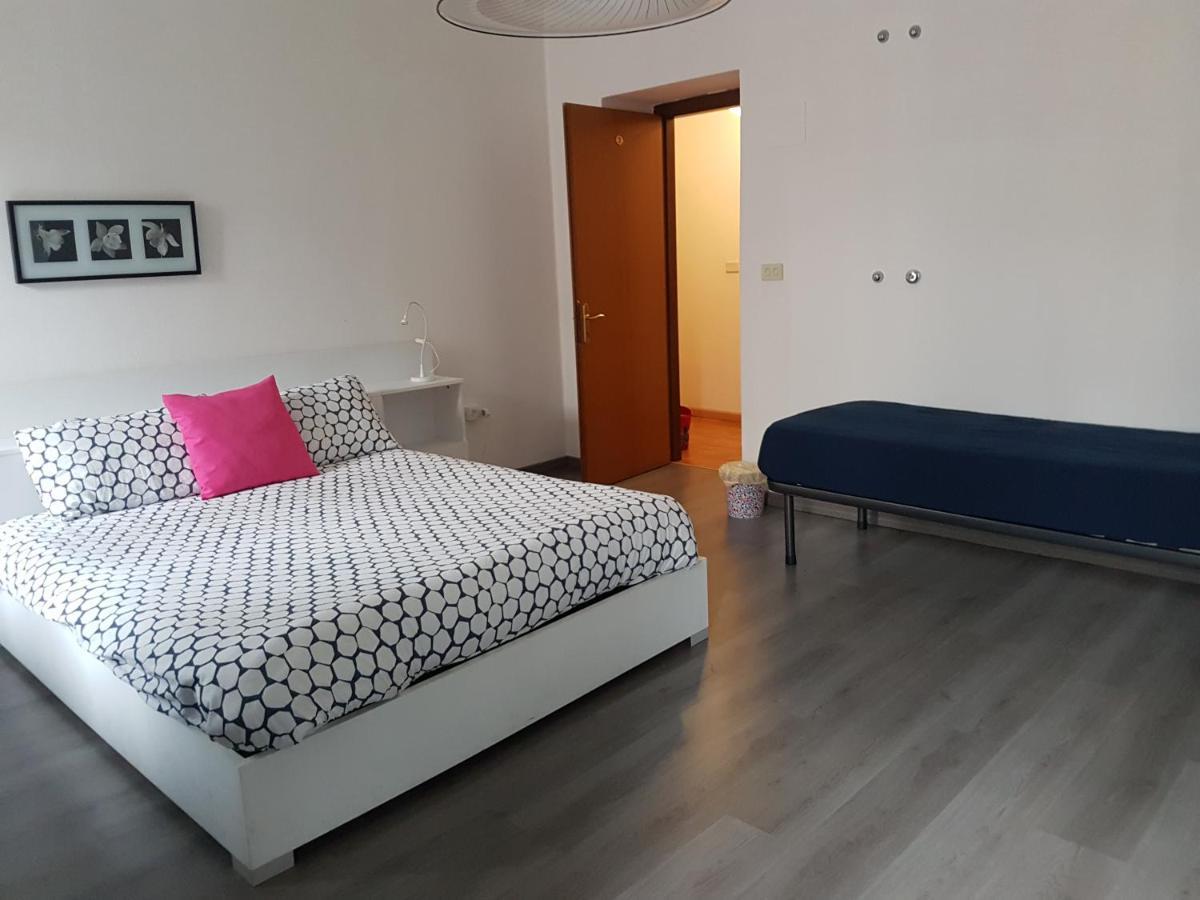 B&B Porto Vecchio Rooms - Stazione Centrale 的里雅斯特 外观 照片