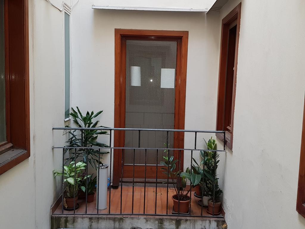 B&B Porto Vecchio Rooms - Stazione Centrale 的里雅斯特 外观 照片